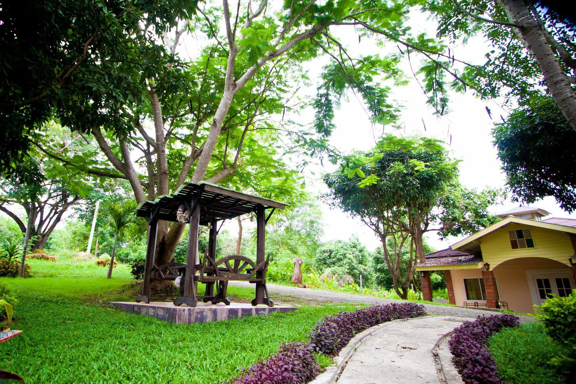 צ'ום טונג Touch Star Resort - Doi Inthanon מראה חיצוני תמונה