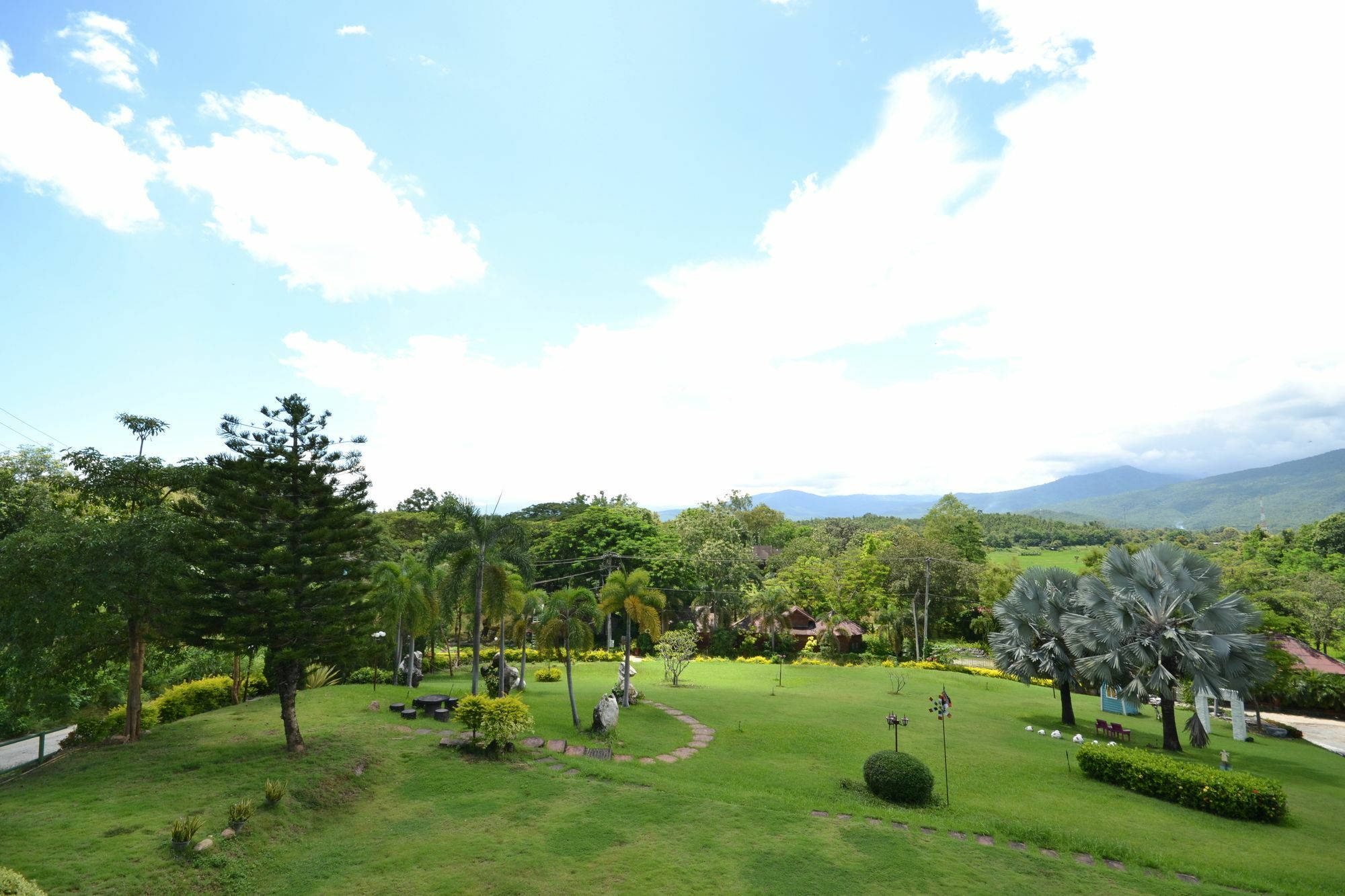 צ'ום טונג Touch Star Resort - Doi Inthanon מראה חיצוני תמונה